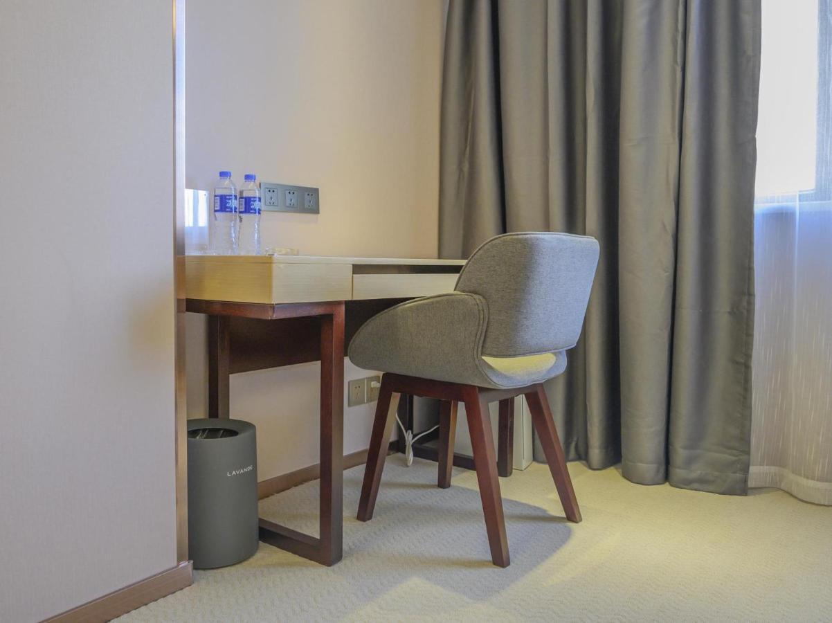 ลาว็องด์ โฮเทล ตงกวน ซงซานเลค หัวเว่ย Hotel ภายนอก รูปภาพ